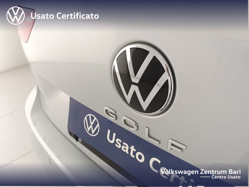 Volkswagen Golf variant 2.0 tdi style 115cv dsg - 22
