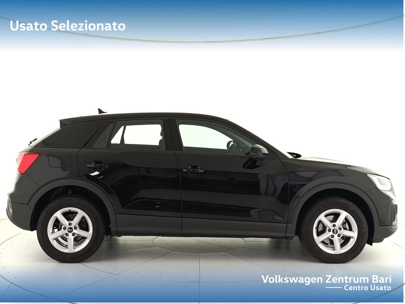 Audi Q2 30 2.0 tdi business s-tronic - 5