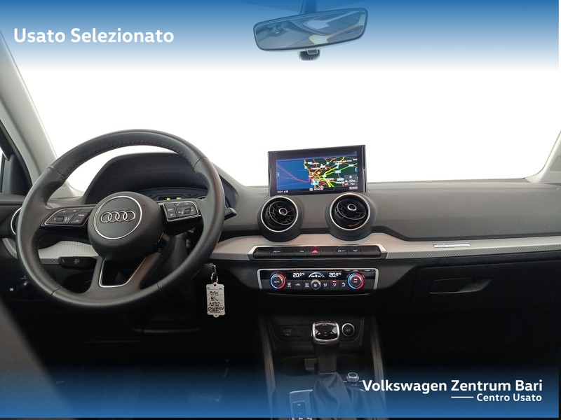 Audi Q2 30 2.0 tdi business s-tronic - 19