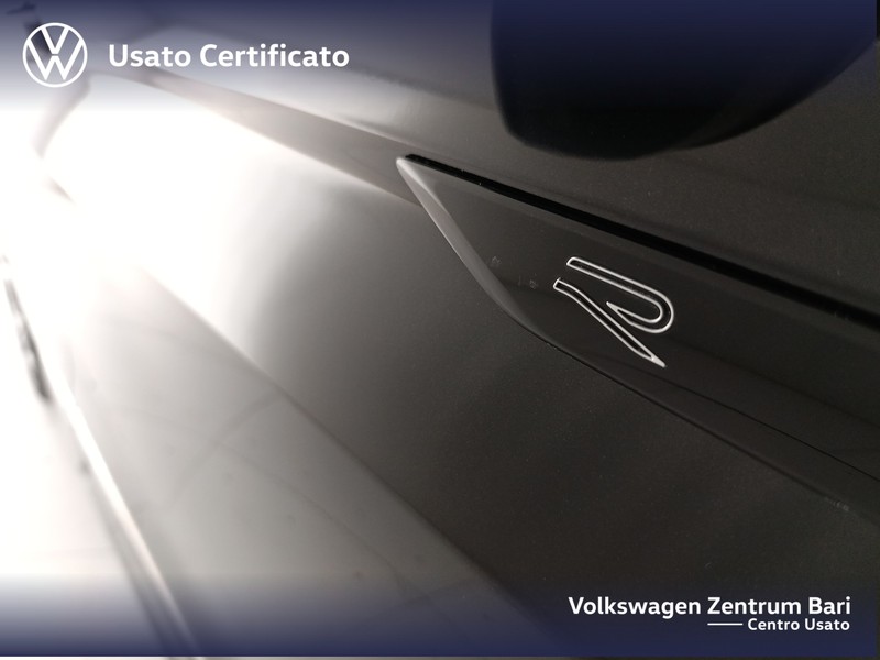 Volkswagen Tiguan 2.0 tdi r-line 150cv dsg - 19