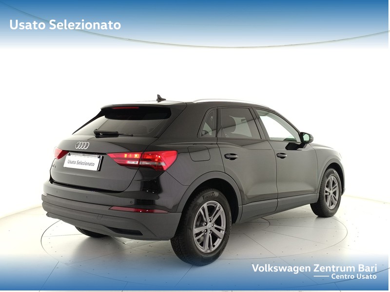 Audi Q3 35 2.0 tdi business s-tronic - 6