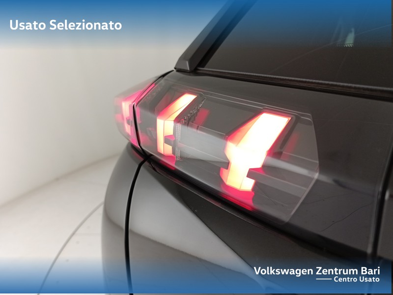 Peugeot 2008 1.5 bluehdi allure pack s&s 130cv eat8 - 16