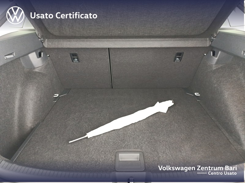 Volkswagen Taigo 1.0 tsi life 95cv - 17