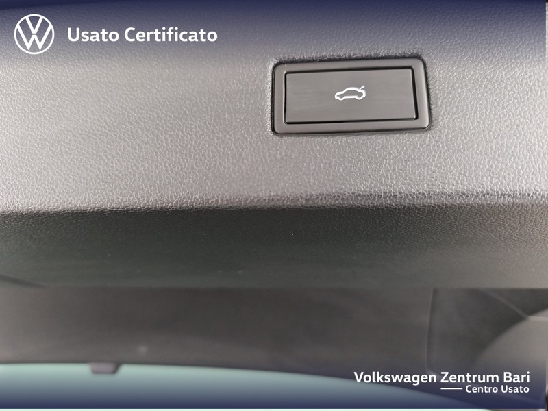 Volkswagen Tiguan 2.0 tdi r-line 4motion 200cv dsg - 24