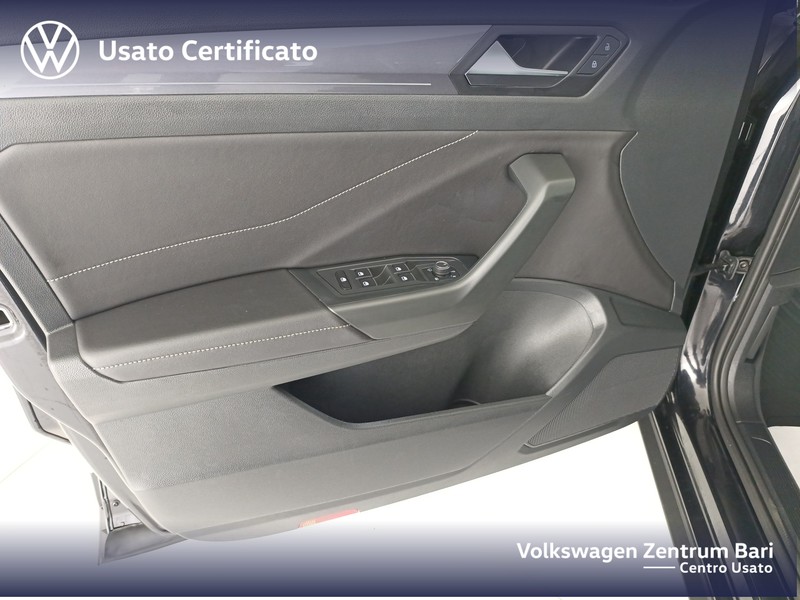 Volkswagen T-Roc 1.5 tsi style dsg - 13