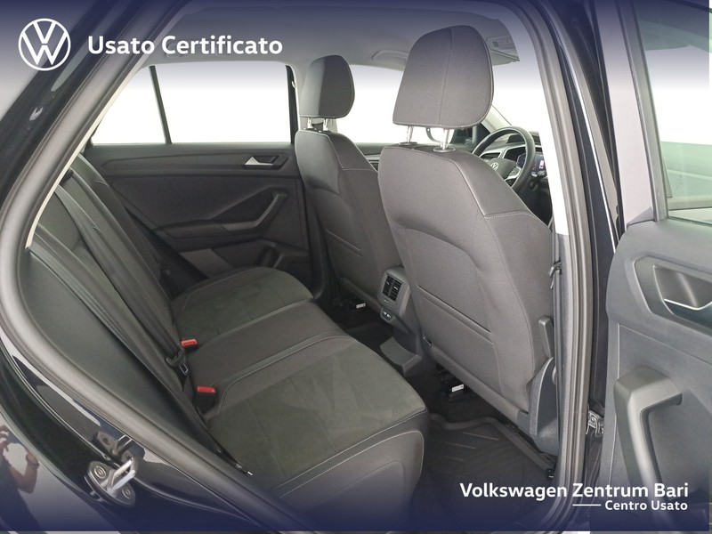 Volkswagen T-Roc 1.5 tsi style dsg - 22