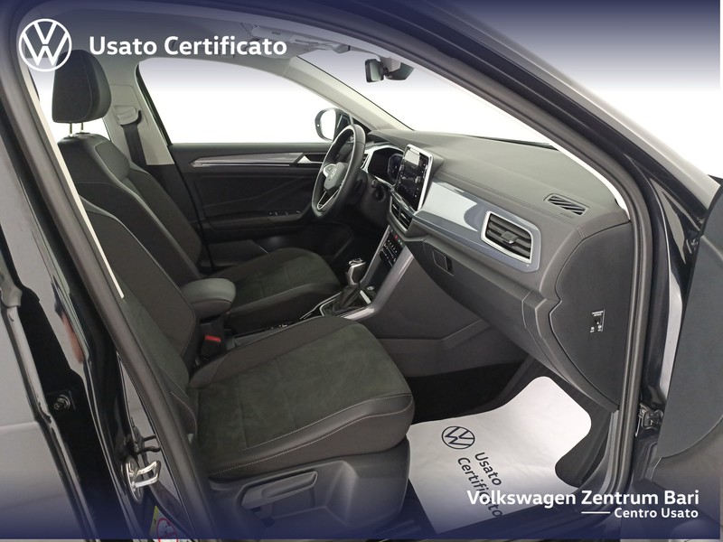 Volkswagen T-Roc 1.5 tsi style dsg - 23