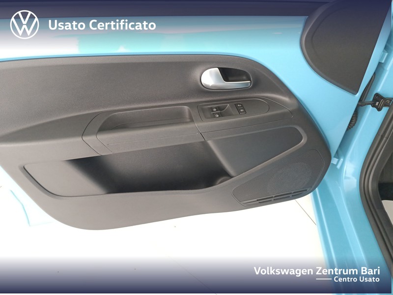 Volkswagen up! 5p 1.0 move 60cv - 12