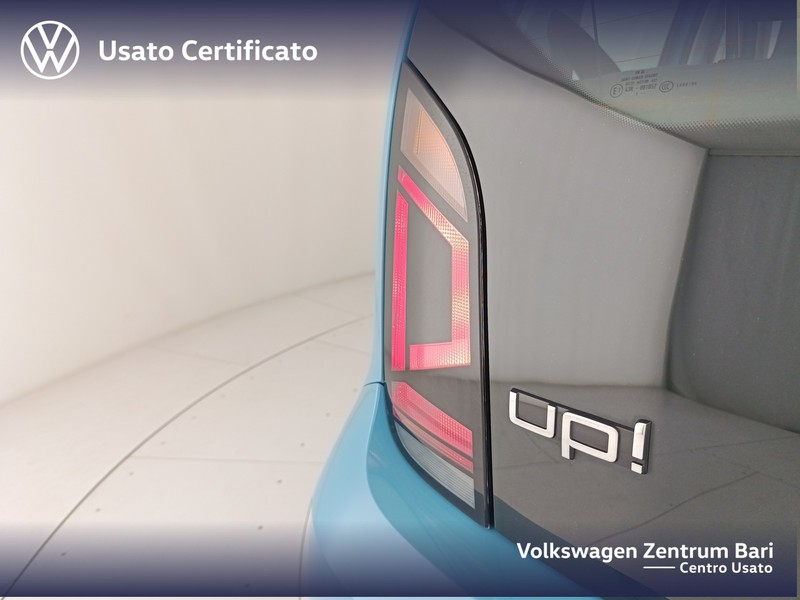 Volkswagen up! 5p 1.0 move 60cv - 18