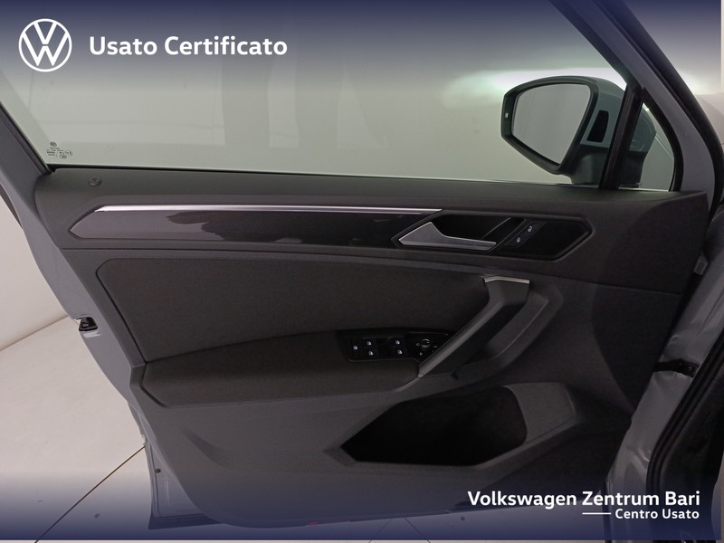Volkswagen Tiguan 2.0 tdi life 150cv dsg - 12