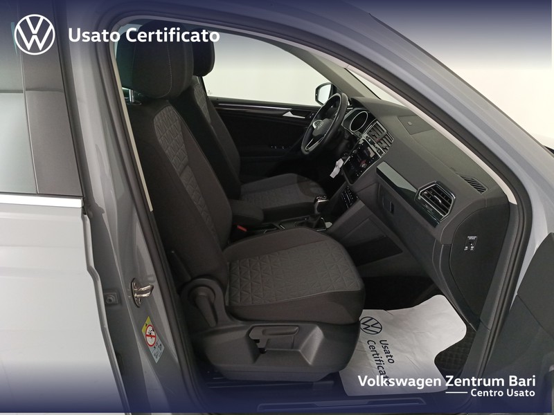 Volkswagen Tiguan 2.0 tdi life 150cv dsg - 17