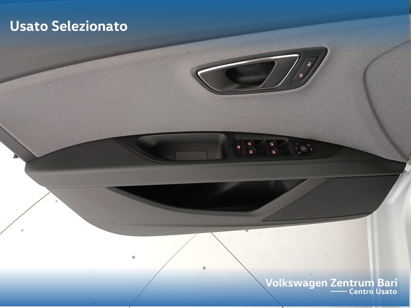 Seat Leon st 1.6 tdi style 115cv - 10