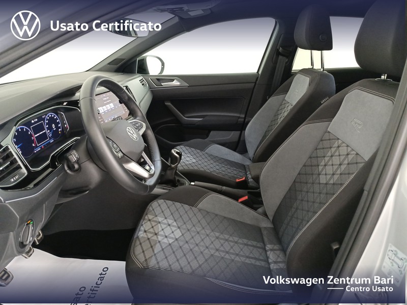 Volkswagen Taigo 1.0 tsi r-line 110cv - 14