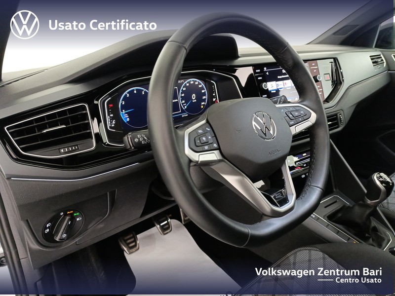 Volkswagen Taigo 1.0 tsi r-line 110cv - 16