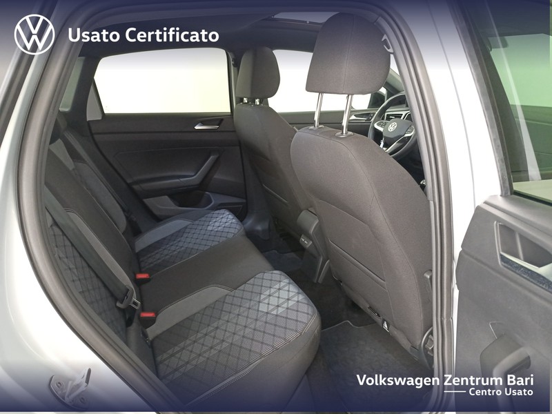 Volkswagen Taigo 1.0 tsi r-line 110cv - 25