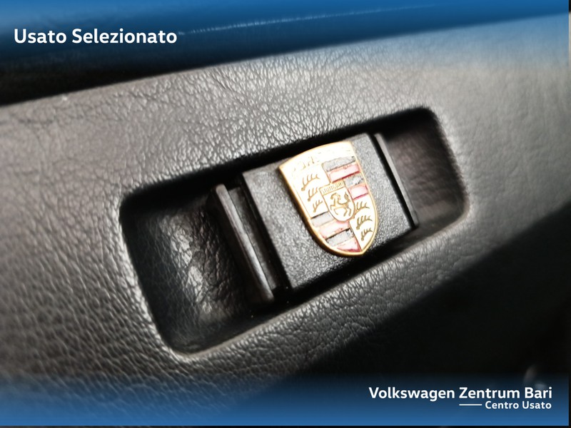 Porsche 924 2.0 - 12