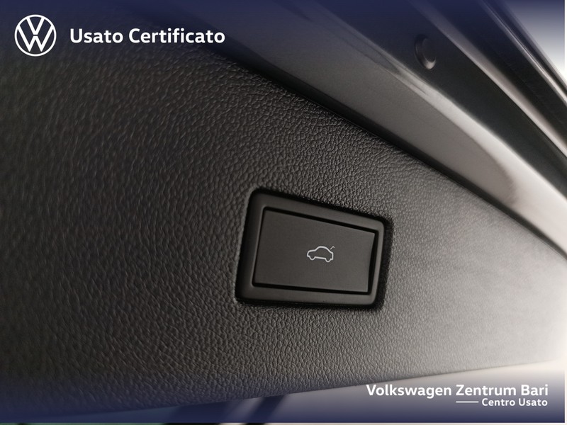 Volkswagen Tiguan 2.0 tdi elegance 150cv dsg - 18