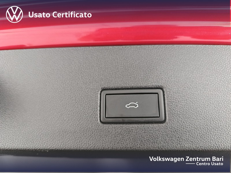 Volkswagen T-Roc 1.5 tsi style - 21