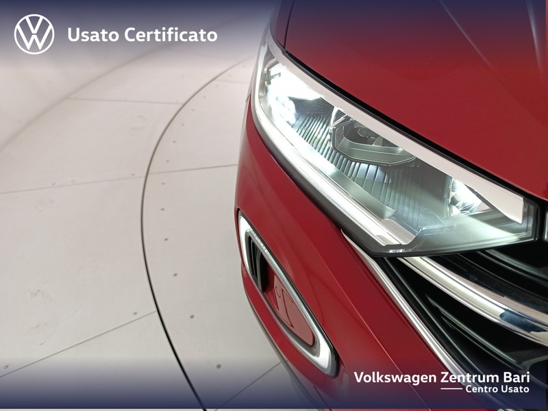 Volkswagen T-Roc 1.5 tsi style - 24