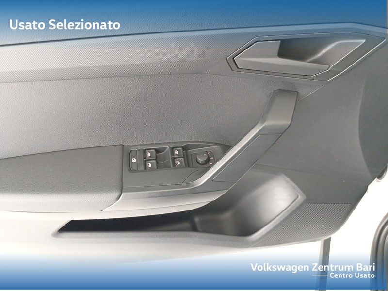 Seat Arona 1.0 ecotsi reference 95cv - 9
