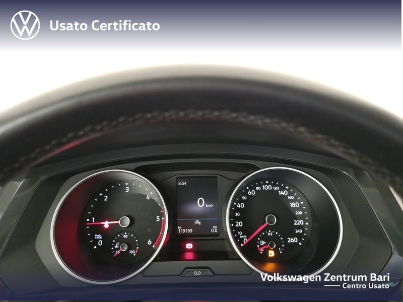 Volkswagen Tiguan 2.0 tdi life 122cv - 9