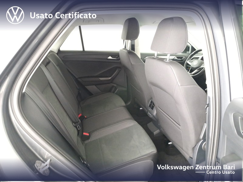 Volkswagen T-Roc 1.0 tsi style 110cv - 22