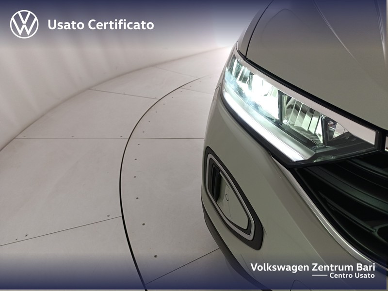 Volkswagen T-Roc 1.5 tsi life dsg - 22