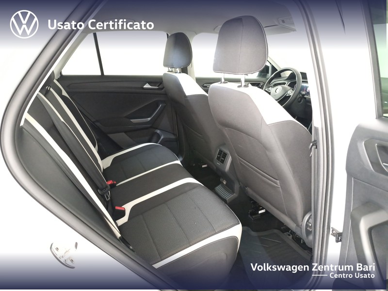 Volkswagen T-Roc 1.6 tdi advanced - 21
