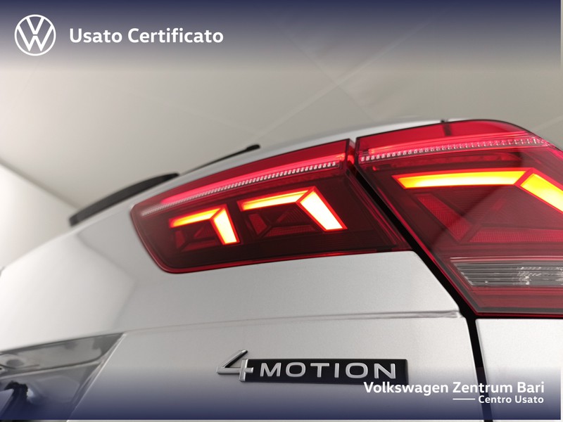 Volkswagen Tiguan 2.0 tdi elegance 4motion 200cv dsg - 17