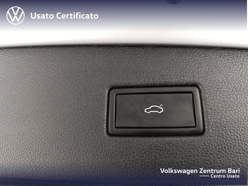 Volkswagen Tiguan 2.0 tdi elegance 4motion 200cv dsg - 19