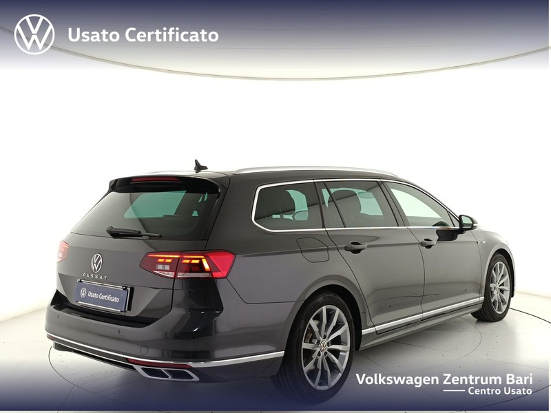 Volkswagen Passat variant 2.0 tdi executive 150cv dsg - 3