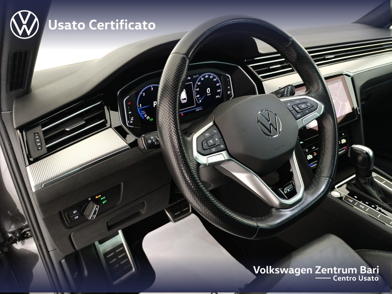 Volkswagen Passat variant 2.0 tdi executive 150cv dsg - 11