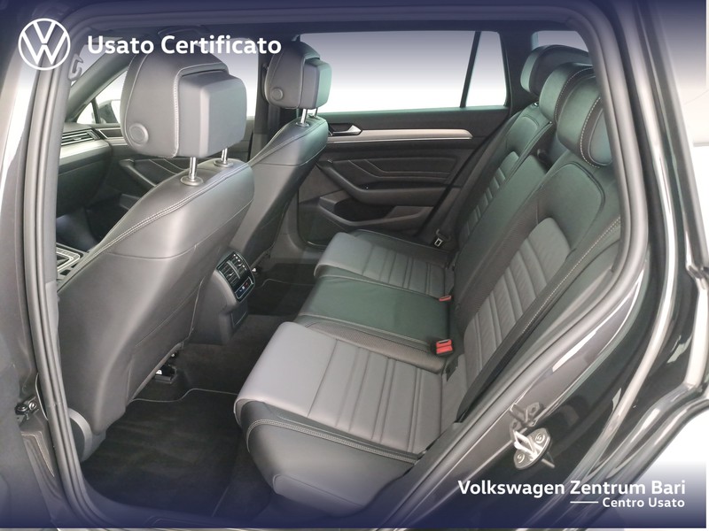 Volkswagen Passat variant 2.0 tdi executive 150cv dsg - 13