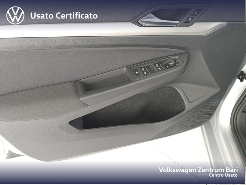 Volkswagen Golf 1.0 etsi evo life 110cv dsg - 10