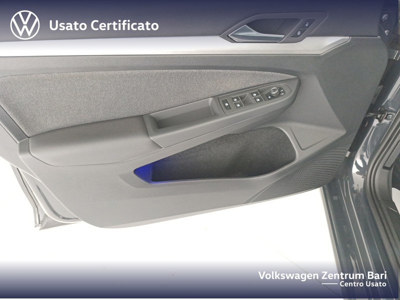 Volkswagen Golf 2.0 tdi life 115cv dsg - 12