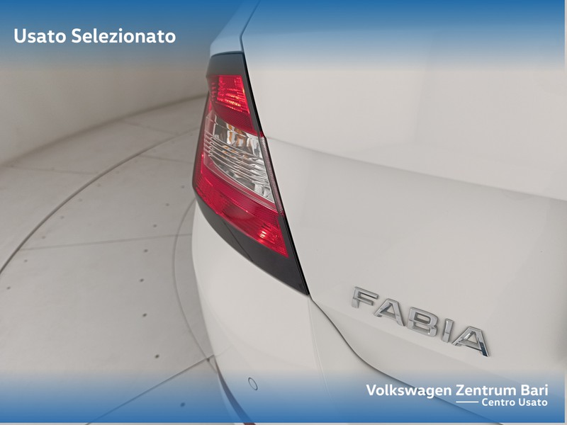 Skoda Fabia 1.0 mpi design edition 60cv my19 - 17