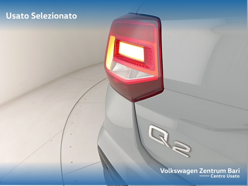 Audi Q2 30 2.0 tdi business s-tronic - 18