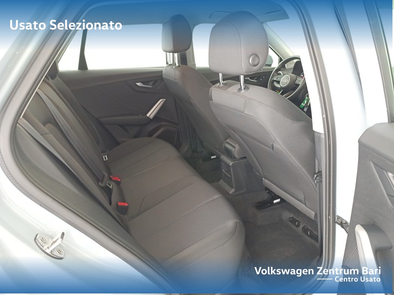 Audi Q2 30 2.0 tdi business s-tronic - 20