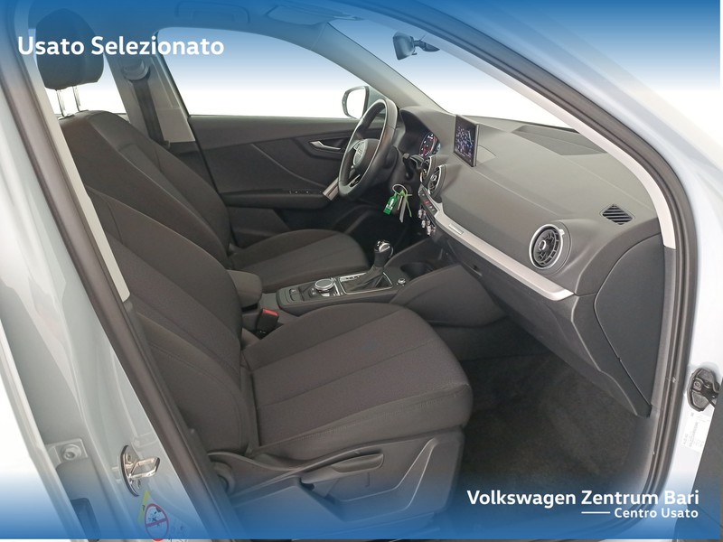 Audi Q2 30 2.0 tdi business s-tronic - 21