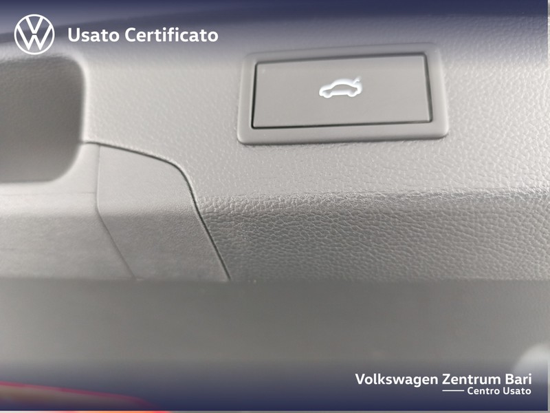 Volkswagen Passat 2.0 tdi scr business 150cv dsg - 21