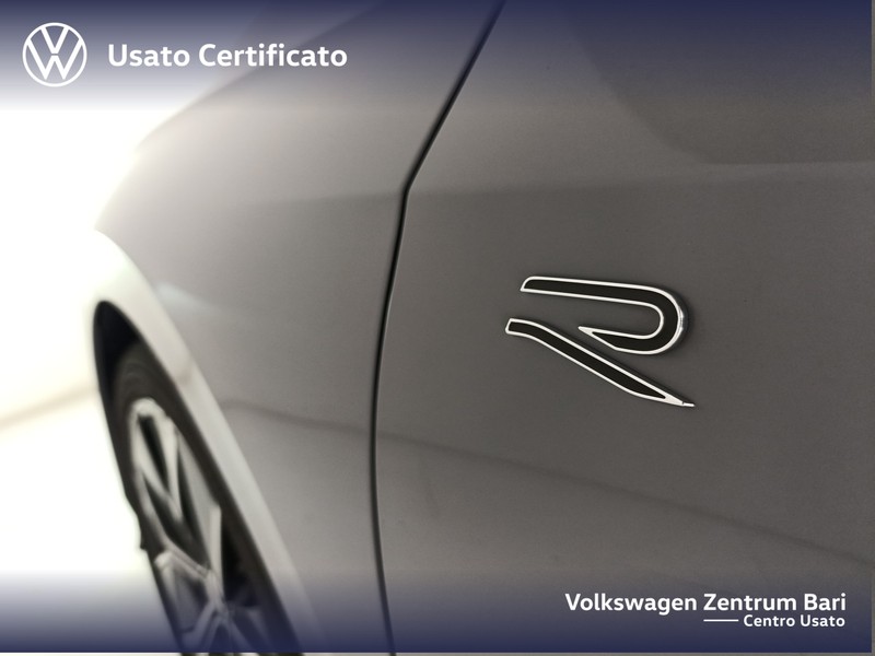Volkswagen Golf 2.0 tdi r-line 150cv dsg - 15
