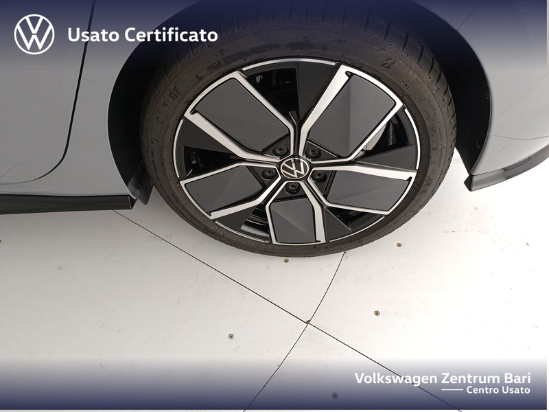 Volkswagen Golf 2.0 tdi r-line 150cv dsg - 16