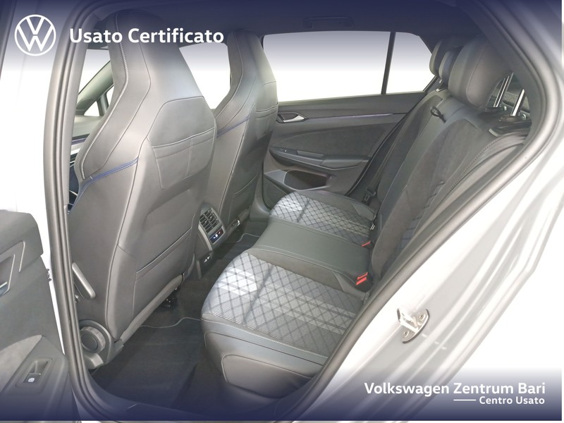 Volkswagen Golf 2.0 tdi r-line 150cv dsg - 17