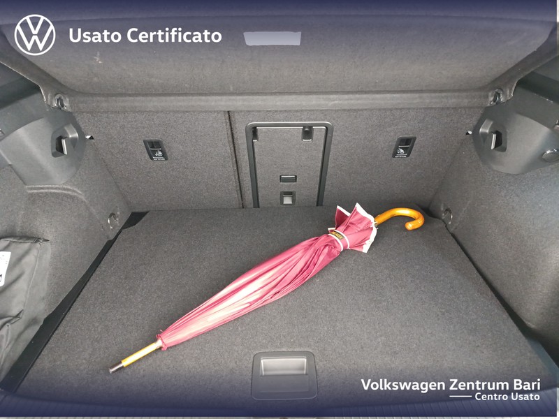 Volkswagen Golf 2.0 tdi r-line 150cv dsg - 22