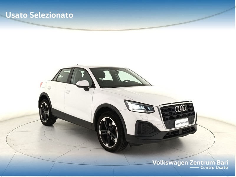 Audi Q2 30 2.0 tdi business s-tronic - 4