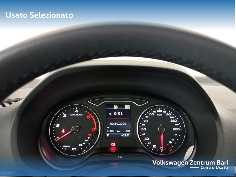 Audi Q2 30 2.0 tdi business s-tronic - 9