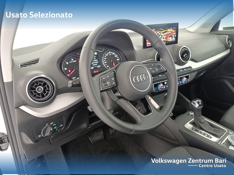Audi Q2 30 2.0 tdi business s-tronic - 14