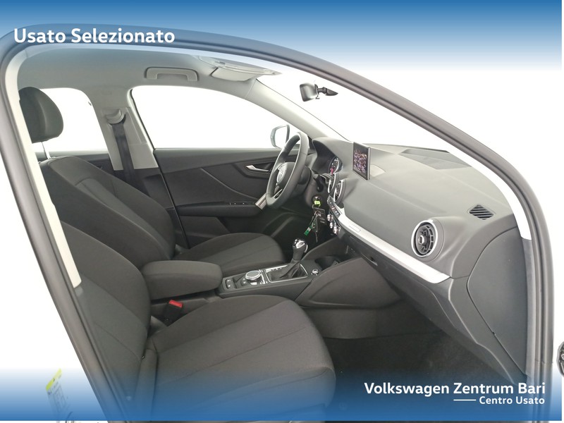 Audi Q2 30 2.0 tdi business s-tronic - 20