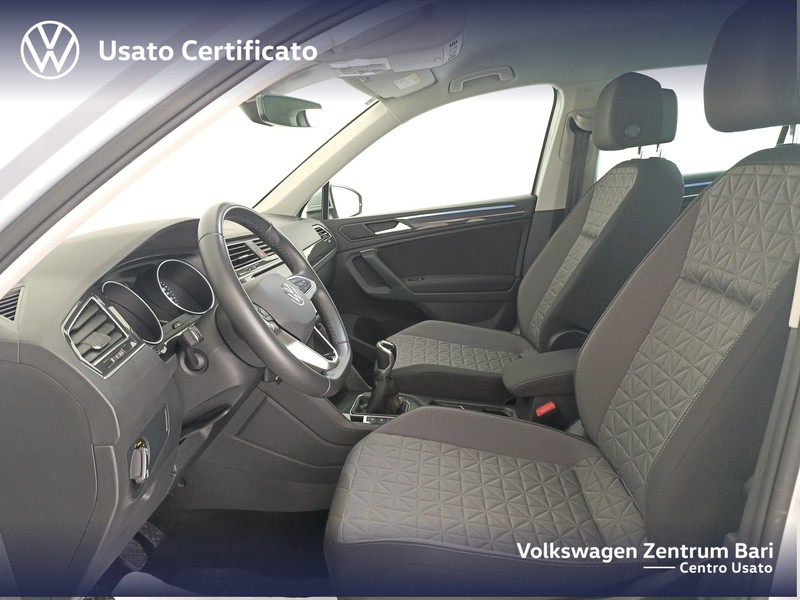 Volkswagen Tiguan 1.5 tsi life 130cv - 12