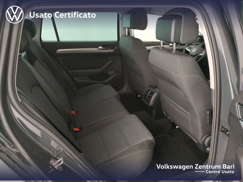 Volkswagen Passat variant 2.0 tdi business 122cv dsg - 19